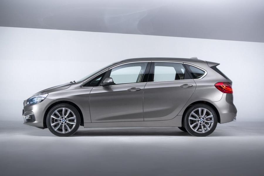  BMW 2-Series Active Tourer 2014 года  (фото 6 из 64)